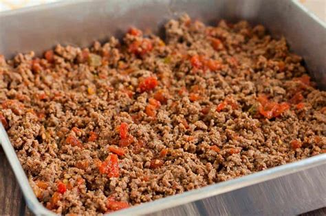 Can we talk about this keto ground beef casserole? Cheesy Keto Ground Beef Casserole with Tomatoes [Ready in ...