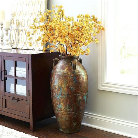 Browse our collection of modern furniture, bedding, art & more or visit us in store! 12 Popular Home Goods Flower Vases | Decorative vase Ideas