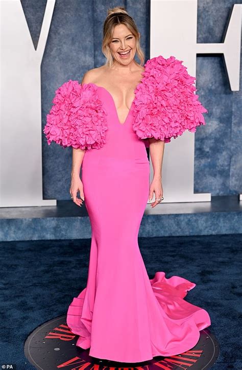 Kate Hudson Cuts A Glamorous Figure In A Plunging Pink Gown With Tulle