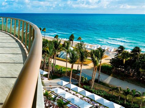 5 Beachfront Florida Resort Pools Florida Resorts Resort Pools