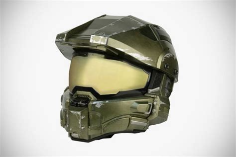 Halo Master Chief Motorcycle Helmet Replica Is Great For