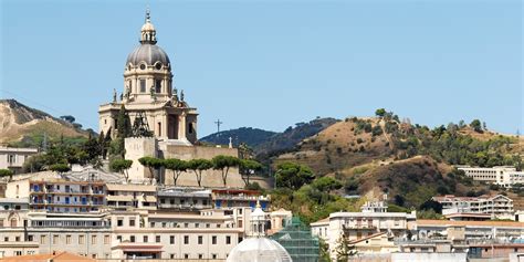 Guida Di Messina La Guida Completa Per Visitare La Città Zonzofox