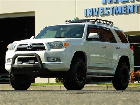 2013 Toyota 4runner Sr5 4x4 V6 40l Sunroof 1 Owner Lifted