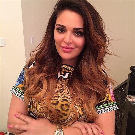 Mona Kattan 13 Middle Eastern Beauty Gurus We Cant Stop Watching