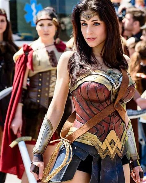 The 50 Best Wonder Woman Cosplays We Ve Ever Seen Gamers Decide