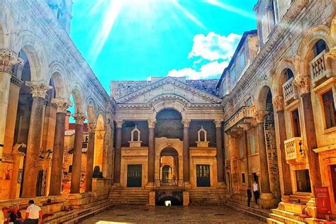 2023 The Emperors City Diocletians Palace Walking Tour