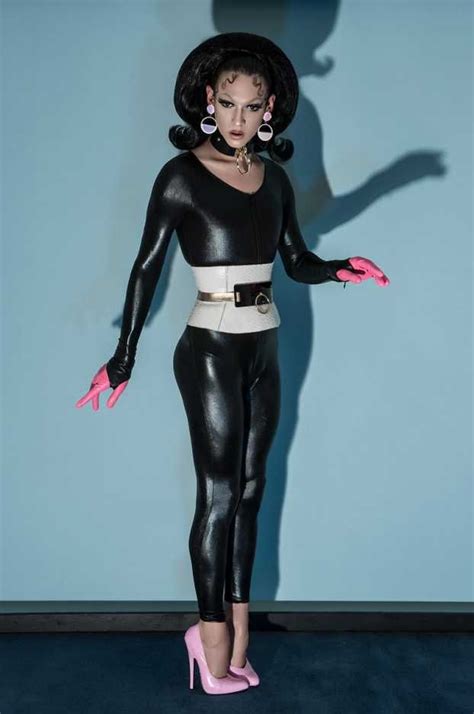 The Second Annual Violet Chachki Photoshoot Compilation Imgur Violet Chachki Costumes For