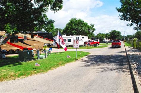 Hill country rv resort, new braunfels. Fredericksburg RV Park Photos : Texas Hill Country RV Park