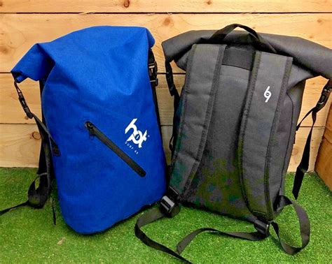 Dry Bag Hot Surf 69 Ruck Sack Waterproof Dry Sack 21 Litres Beach and ...