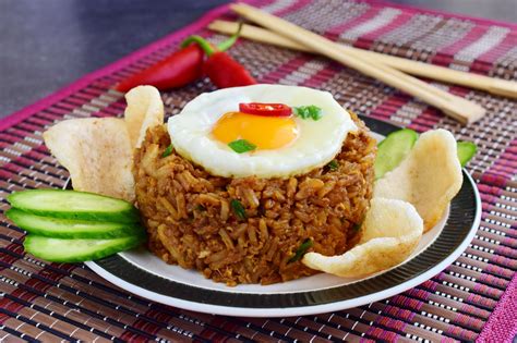 Recette Du Nasi Goreng Le Traditionnel Riz Frit Indonésien Azimuth