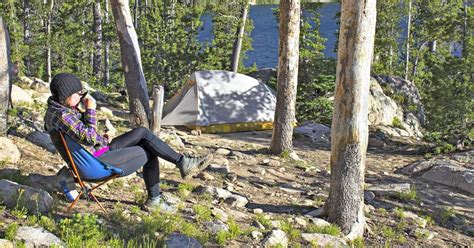 What is the Lightest Camping Chair? (8 Backpacker Favorites)