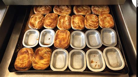 Pie And Mash Londons Original Fast Food Cnn Travel