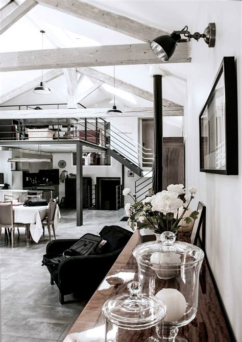 A Loft Space With Unique Dimensions And Cool Style Decoholic
