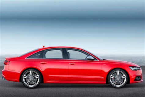 It went on sale in 1994, shortly after the a6 designation was introduced. Fiche technique Audi A6 S6 2019