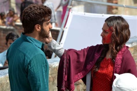 Sonakshi Sinha And Arjun Kapoor During Shooting Of Tevar Hindi Movie In Agra Chinki Pinki