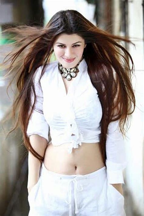 Kainaat Arora Is An Indian Model Turned Actress Who Made Her Debut In Bollywood Comedy Film