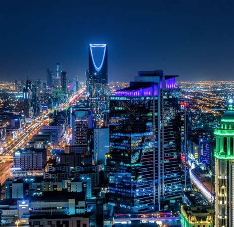 Kingdom Tower Riyadh Saudi Arabia Travel Off Path