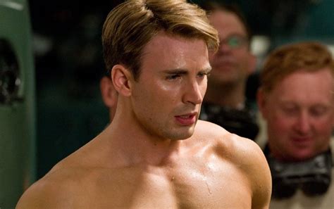 marvel to introduce gay captain america who stands for the oppressed