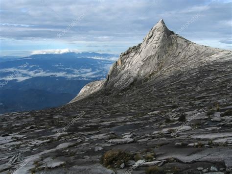 The question of whether gamlang razi. South Peak on Mount Kinabalu, tallest mountain in South ...