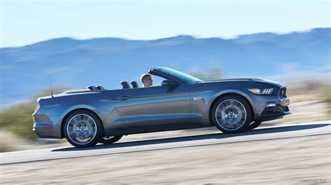 2015 Ford Mustang Convertible Side Caricos