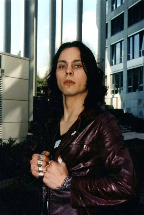 Pin By Nicole Ashmoore On Ville Valo Ville Valo Ville Pretty People