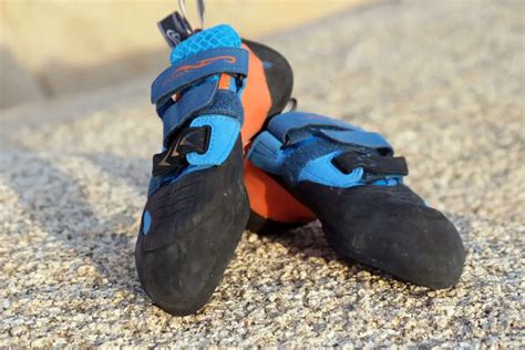 11 Of The Best Indoor Wide Feet Rock Climbing Shoes For Bouldering