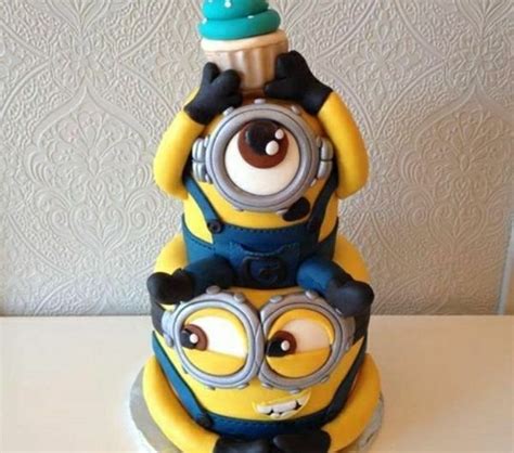 Maybe you would like to learn more about one of these? Minion Kuchen Kaufen ~ Minion Torte Mit ...
