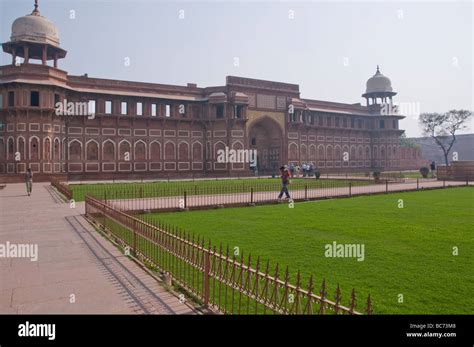 Agra Fortred Fortshah Jahans Private Apartments Overlooking The