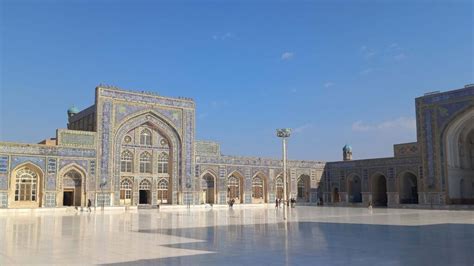 آغاز مرمت و کاشی‌کاری مسجد جامع بزرگ شهر هرات به شکل قدیمی آن