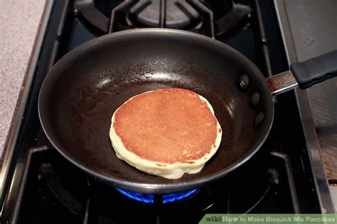 How To Make Bisquick Mix Pancakes How To Make Bisquick Bisquick