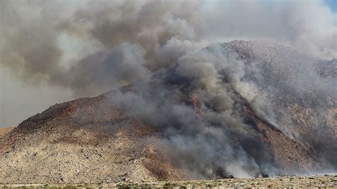 Snow Fire Firefighters Keep Blaze Burning Near Palm Springs At Bay