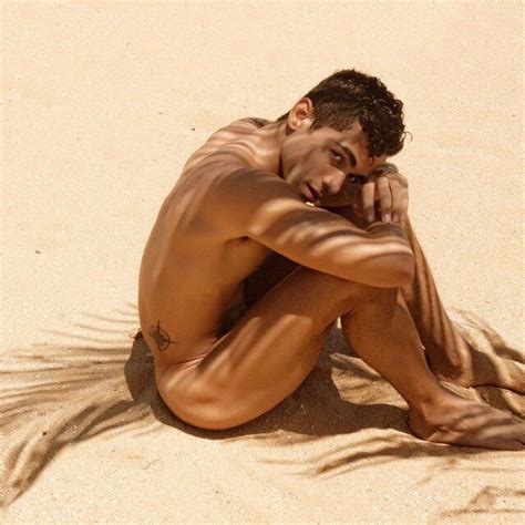 Fotos De Chicos Desnudos En Playa Con El Pene Erecto A Hot Sex Picture