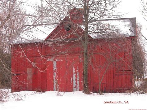 Adore Old Barns Especially Old Red Barns Beautiful And In