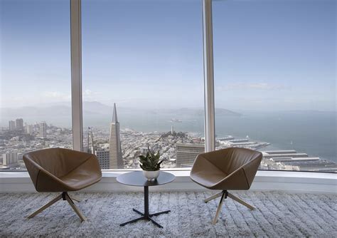 A Look Inside Salesforce Tower Office Space In San Francisco Officelovin