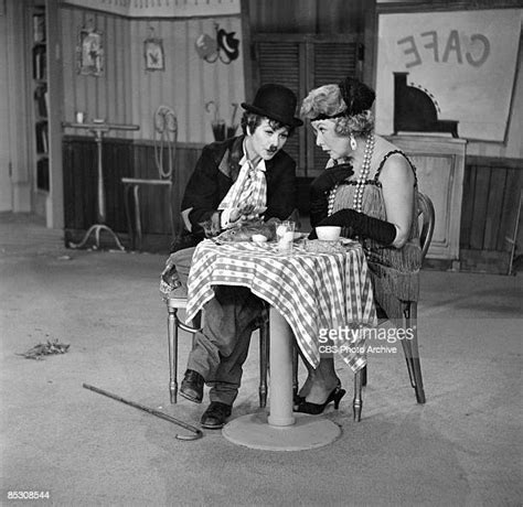 Lucille Ball And Vivian Vance Photos Et Images De Collection Getty Images