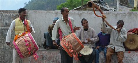 उत्तराखंड में प्रयुक्त होने वाले वाद्य यंत्र संगीत कला Uttarakhand