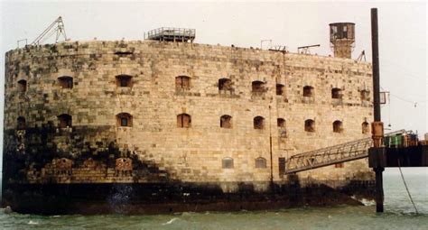 Fort Boyard Fort Boyard Is A Fort Located Between The Île Flickr