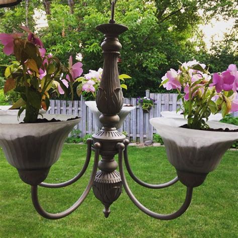 People Are Upcycling Old Chandeliers Into The Prettiest Planters