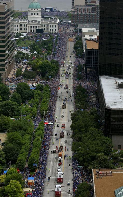Aerial Photos Of St Louis Blues Stanley Cup Victory Parade In St Louis Pictures Stltoday