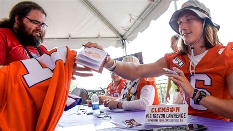 Fan Day A Celebration Of All Things Clemson Football Before The Season