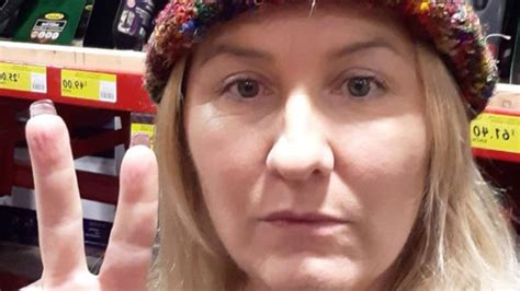Bunnings Anti Masker Another Woman Filmed Refusing To Wear Face Mask
