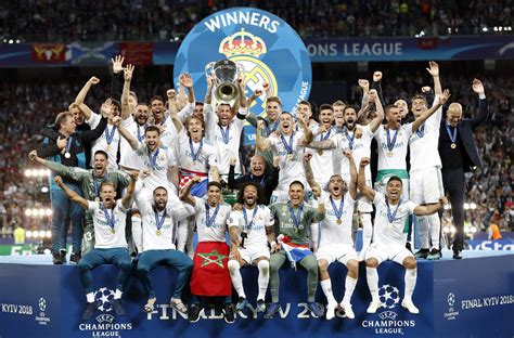 12 awesome photos of Real Madrid celebrating Champions League title