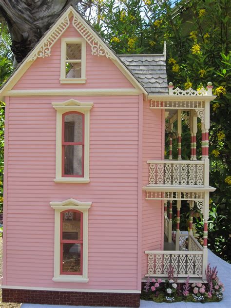 Dollhouses By Robin Carey The Elizabeth Street Victorian Dollhouse