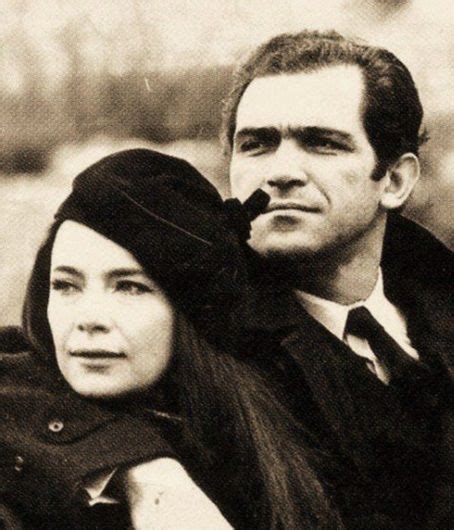 Η ευγενία καρπούζη, όπως ήταν το πραγματικό της όνομα, γεννήθηκε στην αθήνα στις 12 ιανουαρίου 1934. Τζένη Καρέζη: Η ζωή της σε φωτογραφίες - Tlife.gr | Actor ...