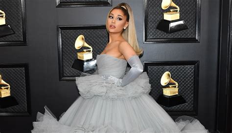 Ariana Grande Wows In Big Ball Gown On Grammys 2020 Red Carpet 2020