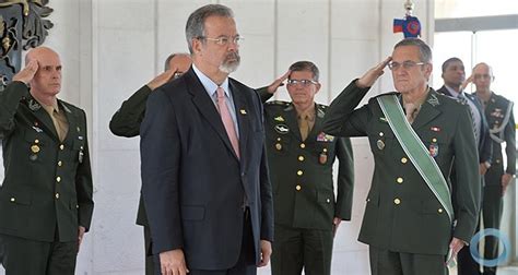Defesanet Defesa Ministro Da Defesa Conhece Projetos Estratégicos Durante Visita Ao Quartel