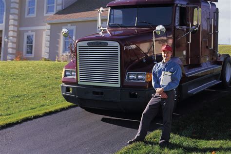 Beyond the Driver's Seat: 3 Truck Driving Jobs After Your First Year