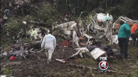 Families Receive Bodies From Colombia Plane Crash Youtube