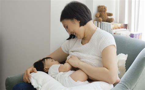 veja como se alimentar para manter o bebê saudável durante a amamentação mães e filhos gnt