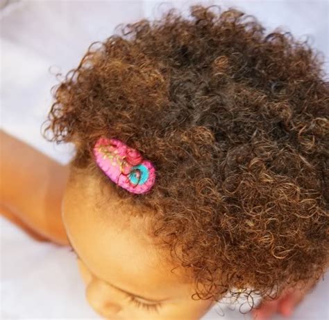 How else can i wear my heart on my sleeve? treasures for tots: Embroidered Felt Hair Clip